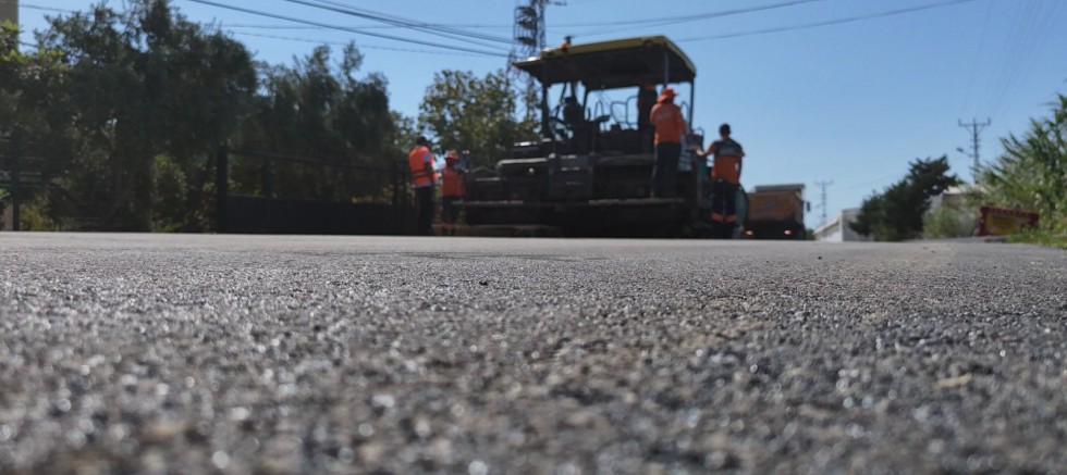 AYDINCIK ’DA YOLLAR GÜVENLİ VE KONFORLU BİR YAPIYA KAVUŞTU
