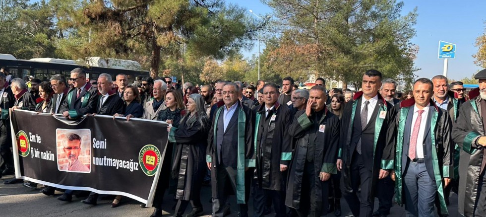 BAROLAR TAHİR ELÇİ’Yİ 10 YIL ÖNCE KATLEDİLDİĞİ YERDE ANDI