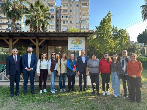 CHP Mersin İl Başkanı Koral Ömür ve Yönetiminden 3 Aralık Dünya Engelliler Günü Kapsamında Kapsamlı Ziyaret 