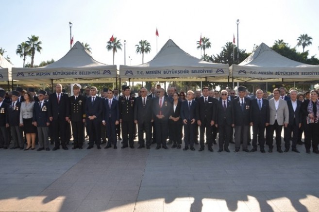 KKTC’nin Kuruluşunun 42. Yılı Mersin’de Törenle Kutlandı