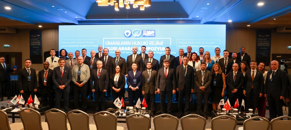 Limanların Değişen Hukuki Rejimi Mersin’de Ele Alındı