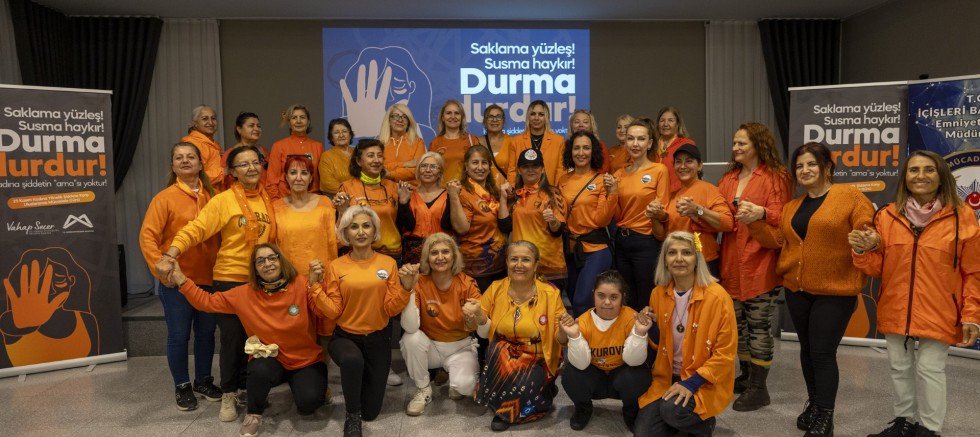 MERSİN BÜYÜKŞEHİR, ŞİDDETE KARŞI KADINLARIN SESİNİ YÜKSELTİYOR