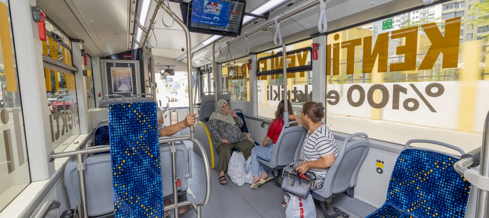 MERSİN’DE ELEKTRİKLİ OTOBÜSLERE VATANDAŞLARDAN TAM NOT