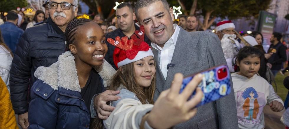 MEZİTLİ BELEDİYESİ YILBAŞI PAZARI BÜYÜK BİR COŞKUYLA AÇILDI