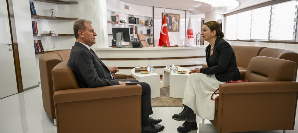 SEÇER, CUMHURİYET GAZETESİ’NDEN İKLİM ÖNGEL’İN SORULARINI YANITLADI