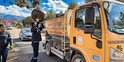 250 poşet çöp toplandı