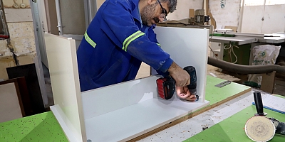 AKDENİZ BELEDİYESİ ÜRETİYOR, YENİLİYOR, TASARRUF SAĞLIYOR