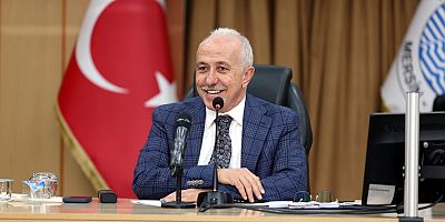 “AKDENİZ’DE HER KESİMDEN OY ALACAĞIM, ÇÜNKÜ HERKESİN BELEDİYE BAŞKANI OLDUM”