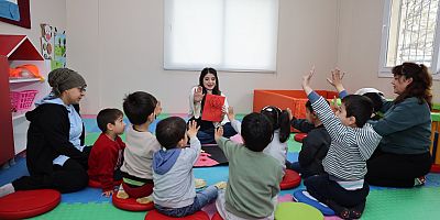 AKDENİZ'DE ÖRNEK ÇALIŞMA HEM ÇOCUKLARA HEM AİLELERE ‘MAHREMİYET’ EĞİTİMİ