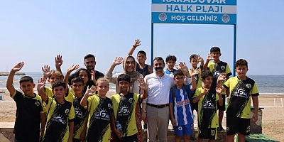 AKDENİZ’İN İLK HALK PLAJI KARADUVAR’DA AÇILDI