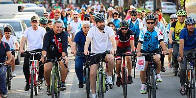 BAŞKAN BOLTAÇ VE YÜZLERCE KİŞİ TARSUS İÇİN PEDAL ÇEVİRDİ