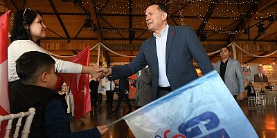 Başkan Özyiğit, site ve apartman yöneticileriyle bir araya geldi 