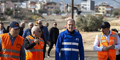 BAŞKAN SEÇER 38. CADDE’DEKİ YOL ÇALIŞMALARINI YERİNDE İNCELEDİ”