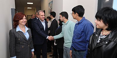 BAŞKAN SEÇER, BÜYÜKŞEHİRİN ÇOCUK MECLİSİ ÜYELERİ İLE BİR ARAYA GELDİ