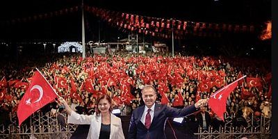 BAŞKAN SEÇER, CUMHURİYET BAYRAMI COŞKUSUNU MERSİNLİLERLE TEK YÜREK KUTLADI