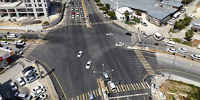 BÜYÜKŞEHİR BELEDİYESİ KENTİN 5 ÖNEMLİ KAVŞAĞINDA YENİLEME VE DÜZENLEME ÇALIŞMASI GERÇEKLEŞTİRDİ