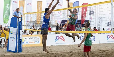 BÜYÜKŞEHİR’İN EV SAHİPLİĞİ YAPTIĞI ‘PRO BEACH MERSİN’DE FİNAL MAÇLARI NEFES KESTİ