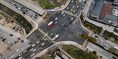 BÜYÜKŞEHİR’İN SAYAPARK KAVŞAĞI’NDAKİ UYGULAMASI TRAFİK AKIŞINI RAHATLATTI