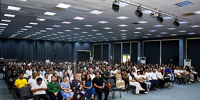 BÜYÜKŞEHİR, ÖĞRETMENLERİ YENİ EĞİTİM VE ÖĞRETİM YILINA HAZIRLIYOR