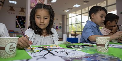 ÇOCUKLAR HEM ÖĞRENİYOR HEM DE EĞLENİYOR