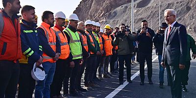 HAKKARİ-YÜKSEKOVA ARASI 25 DAKİKA KISALIYOR