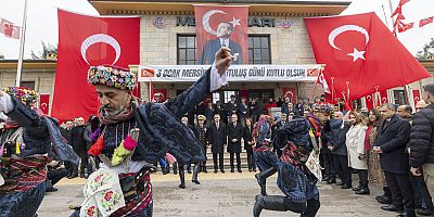 KENTTE COŞKUYLA KUTLANDI