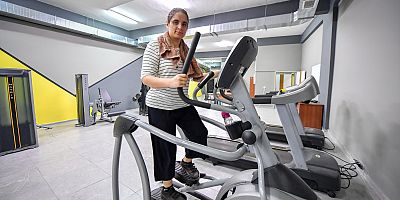 KÜBRANUR, BÜYÜKŞEHİR’İN ENGELSİZ YAŞAM MERKEZİ SAYESİNDE TAM 26 KİLO VERDİ