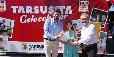 KÜÇÜK ELANAZ’DAN SOKAK HAYVANLARI YASASINA TEPKİ