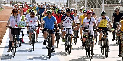 MERSİNLİ BİSİKLETLİ ULAŞIMI SEVDİ