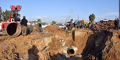MESKİ’DEN ANA İÇME SUYU HATTINDA BAŞARILI DEPLASE ÇALIŞMASI