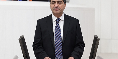 Milletvekili Ekmen’den seçilen Mersin belediye başkanlarına tebrik