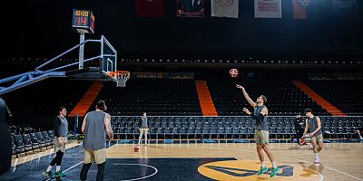 MSK’DE HEDEF ÖNCE KARŞIYAKA SONRA TOFAŞ