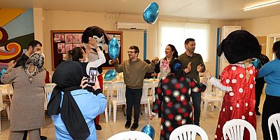 TOROSLAR BELEDİYESİNDEN DÜNYA OTİZM FARKINDALIK GÜNÜ'NDE ANLAMLI BULUŞMA