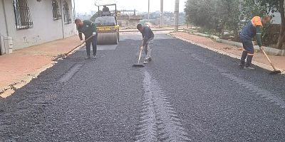 TOROSLAR’DA ASFALT BAKIM ÇALIŞMALARI DEVAM EDİYOR