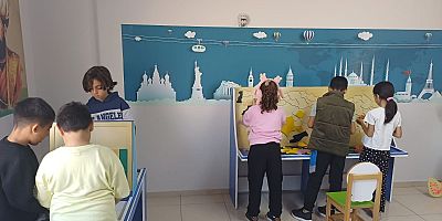Yaparak Yaşayarak Öğrenme Merkezi Çocukları Geleceğe Hazırlıyor