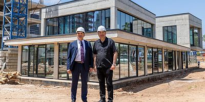 Yenişehir Belediyesi Mersin’e kent kütüphanesi ve oyuncak müzesi kazandırıyor