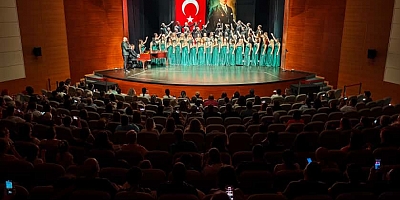 Yenişehir Belediyesinden coşkulu Cumhuriyet Konseri