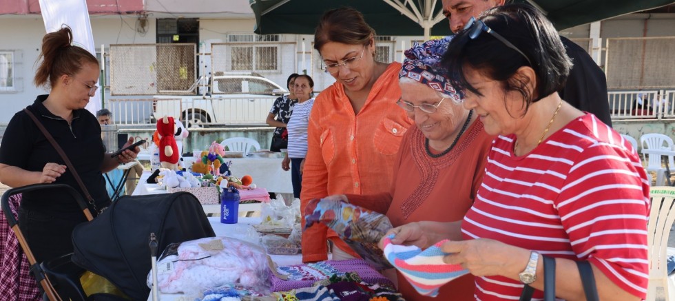 TOROSLAR’DA ÜRETİCİ KADINLARIN EMEĞİ HALKLA BULUŞUYOR