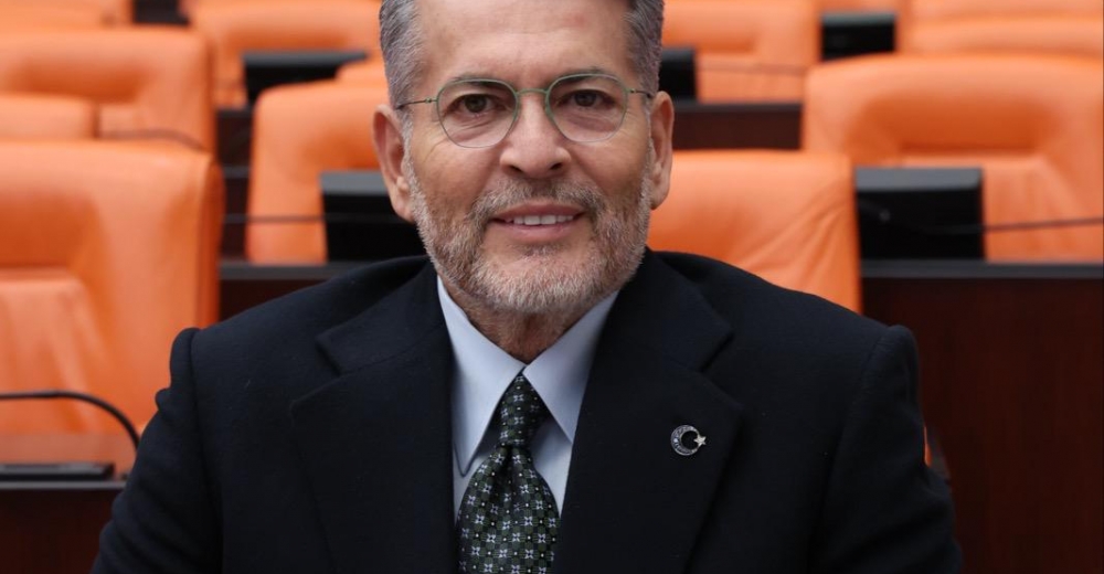 UYSAL: BAYRAMLAR, MİLLETÇE KENETLENDİĞİMİZ MÜSTESNA GÜNLERDİR 