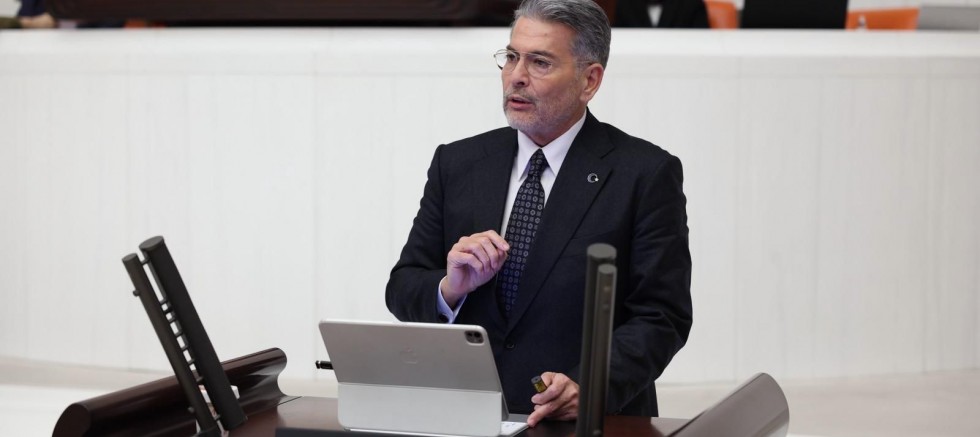 UYSAL’DAN MERSİN VURGUSU: 2026’DA DEV YATIRIMLAR GELİYOR