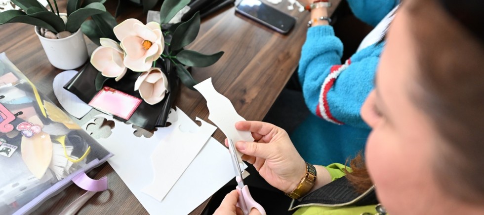 YAPAY ÇİÇEK YAPIMI