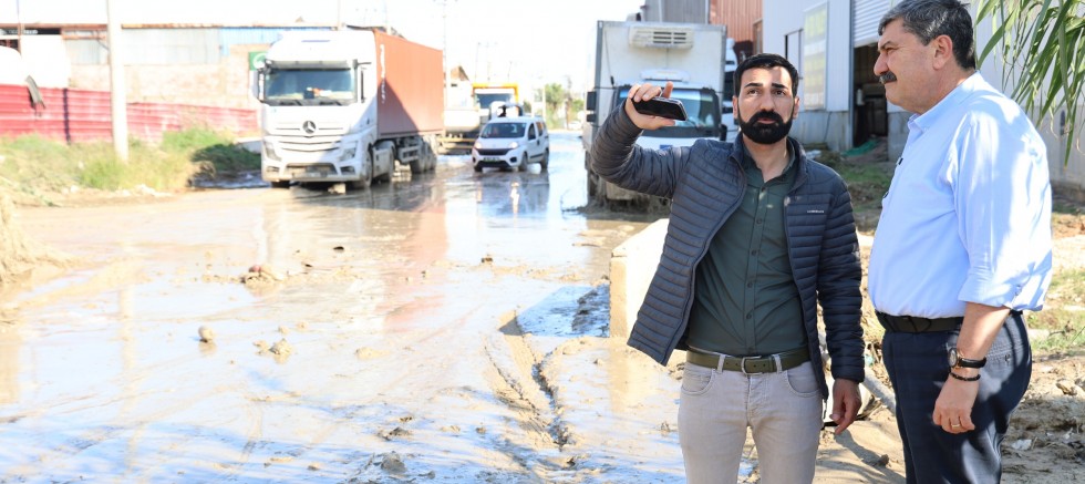 YILDIZ, SAĞANAK YAĞIŞTAN ETKİLENEN MAHALLELERDE İNCELEMELERDE BULUNDU