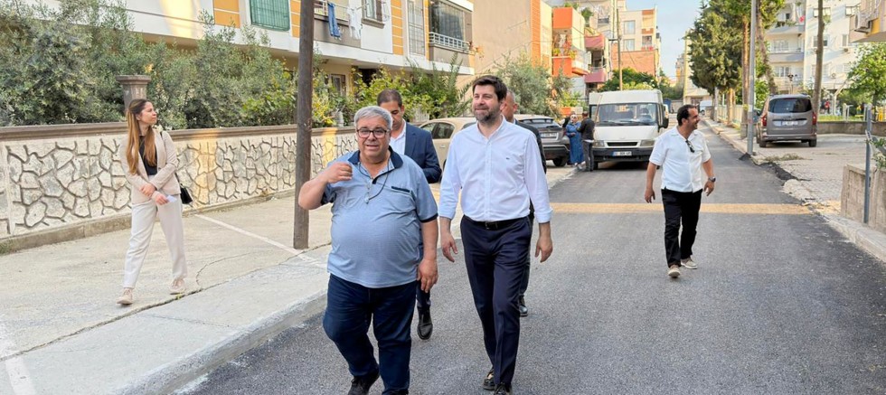 YOLLAR SICAK ASFALTLA YENİLENDİ